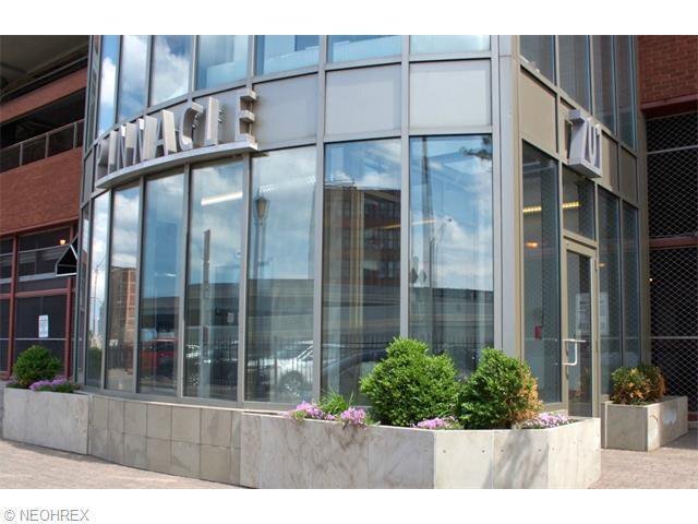 Photo - 701 W Lakeside Ave Unit #1002