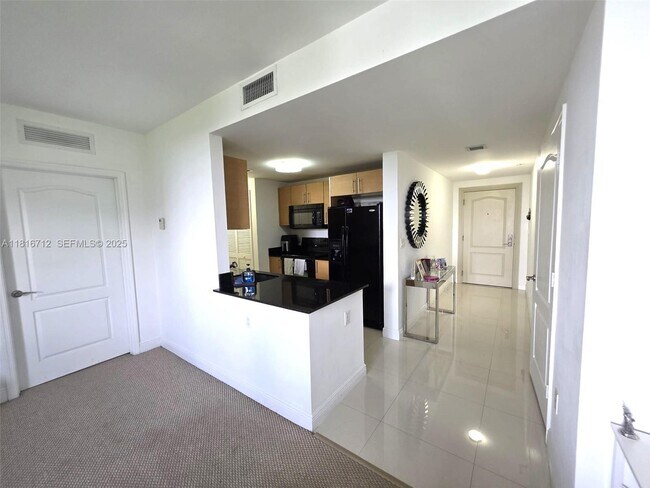 Photo - 2701 SW 3rd Ave Unit 602