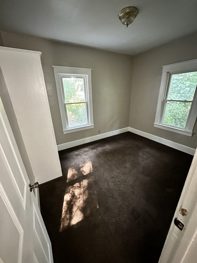 Photo - 2114 High St