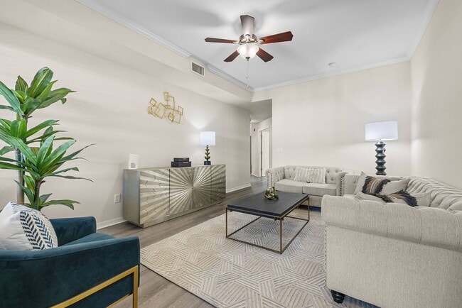 Photo - Avenue at Timberlin Park