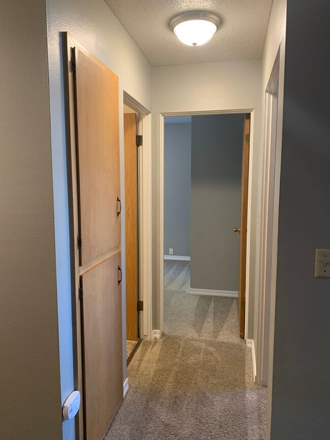 Photo - $250 Incentive Hidden Inside... You Might Want To Take A Look! Unit 07