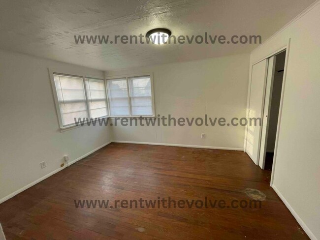 Photo - 758 1/2 S. Beeson Drive, Winchester, IN 47394