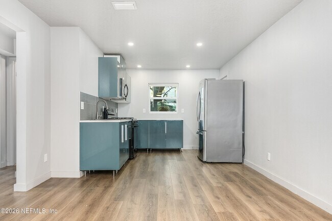 Photo - 231 E 16th St Unit 1