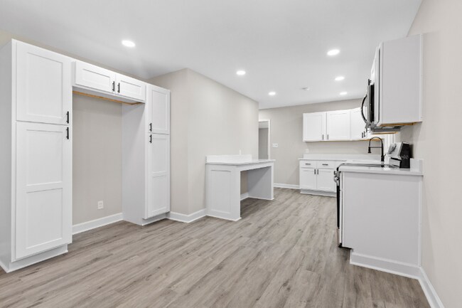 Photo - 1200 Lockland Ave