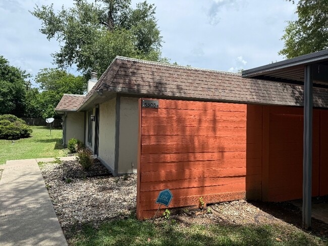 Photo - 5303 E 32nd Pl