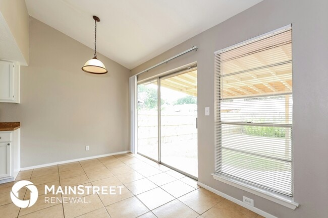 Photo - 8807 Glen Shadow Dr