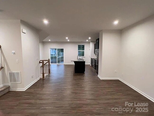 Photo - 2596 Grantham Place Dr