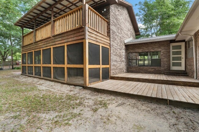 Photo - 255 Brackin St Apartment Unit A