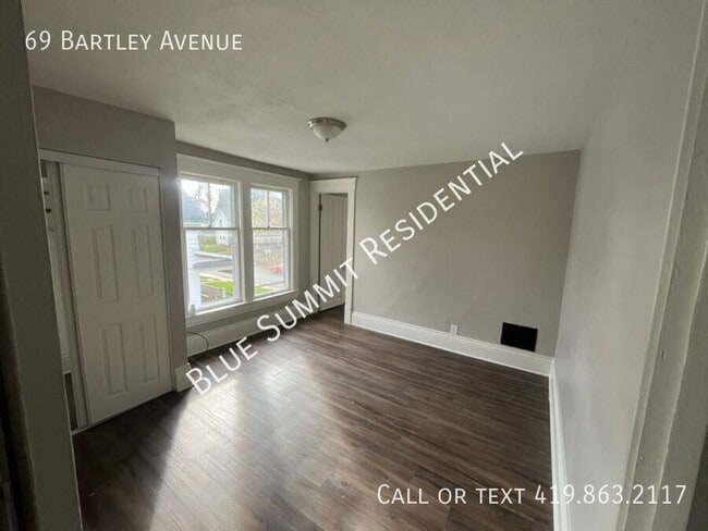 Photo - 69 Bartley Ave