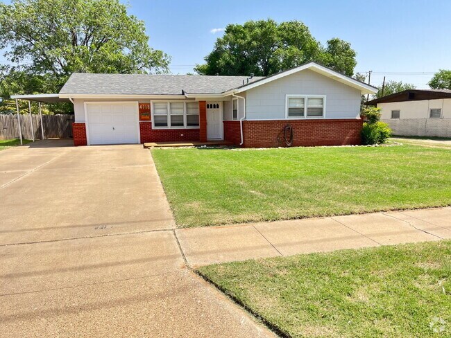 Building Photo - Stunning Home Located In Stubbs-Stewart Ne...