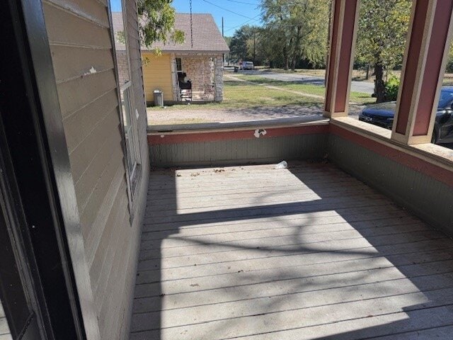 Photo - 834 Graham St