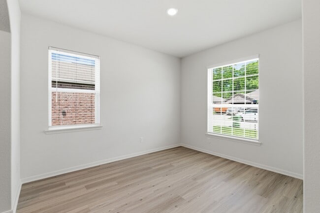 Photo - 10642 Lost aples Dr