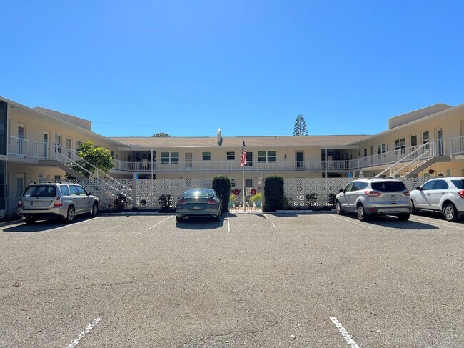 Photo - 509 W Venice Ave