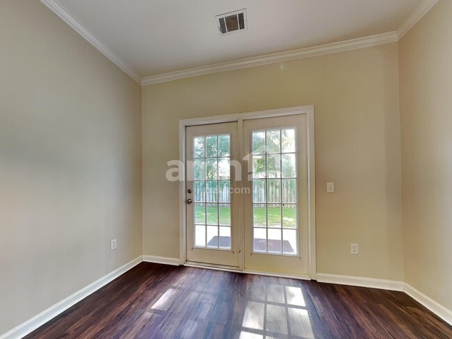 Photo - 26 Concordia Ct