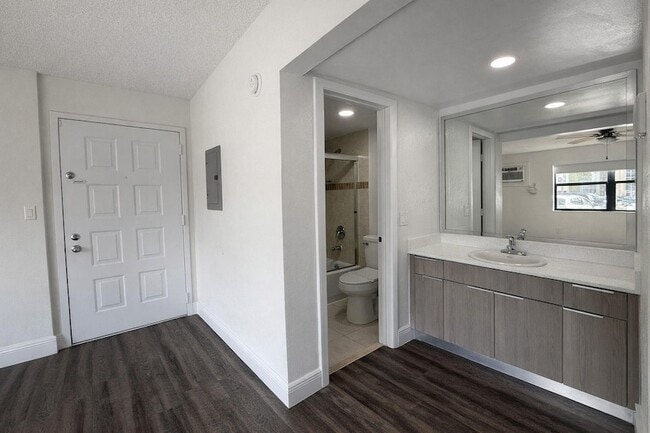 Photo - 17350 NW 68th Ave Unit 400-118A