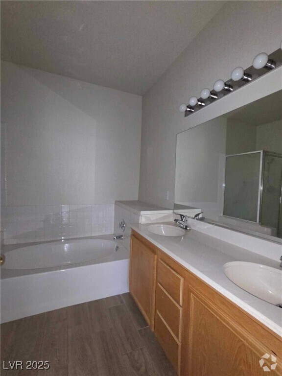 Building Photo - 2201 Ramsgate Dr Unit 1015 Rental