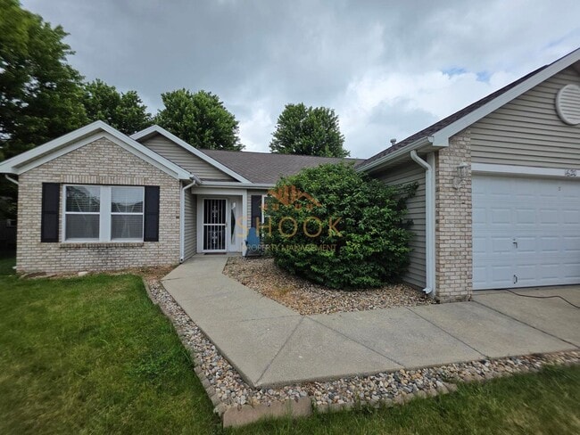 Photo - COZY 3BR HOME W/ RELAXING BACKYARD