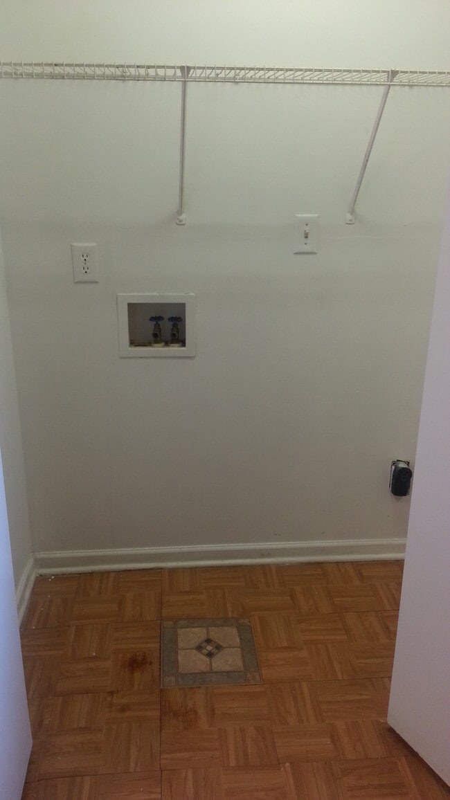 Photo - 8 Silver Spur Ct