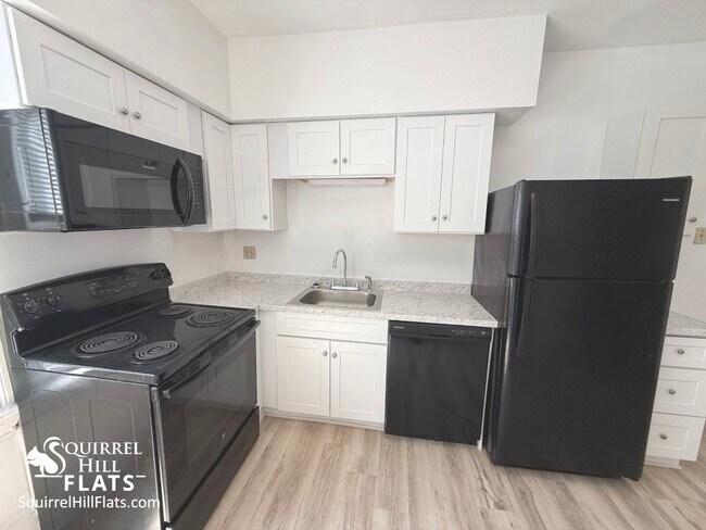 Photo - 5704 Darlington Rd Unidad 2nd Flr Apt Aug 1