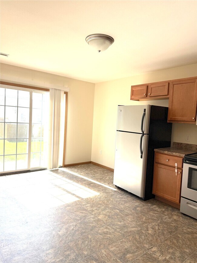 Photo - 1963 Nathan Ave