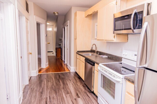 Photo - 6 S Granby St Unidad Apt #1st Fl B