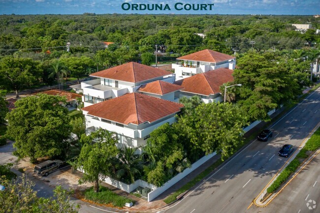 Building Photo - Orduna Court Rental