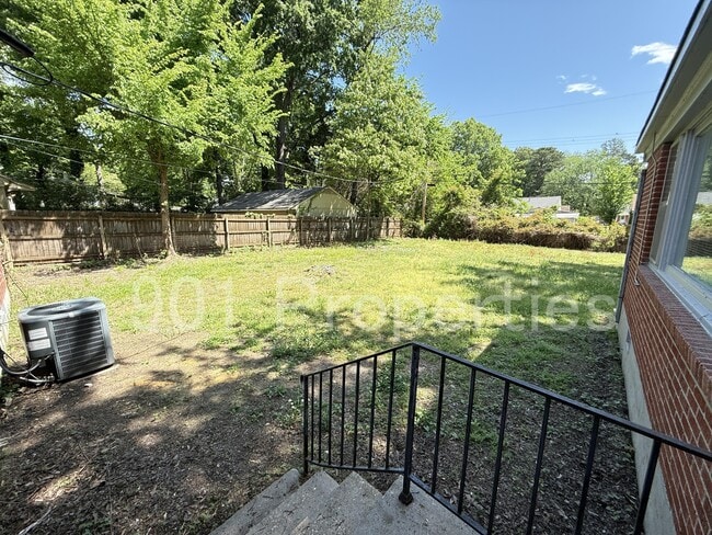 Photo - 814 Colonial Rd