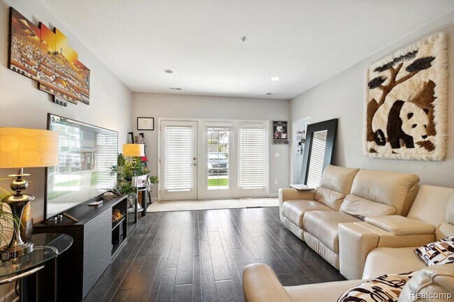 Photo - 5662 Arbor Chase Dr Unidad #18