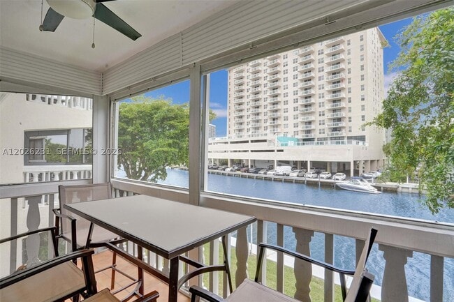Building Photo - 450 Paradise Isle Blvd Unit 204