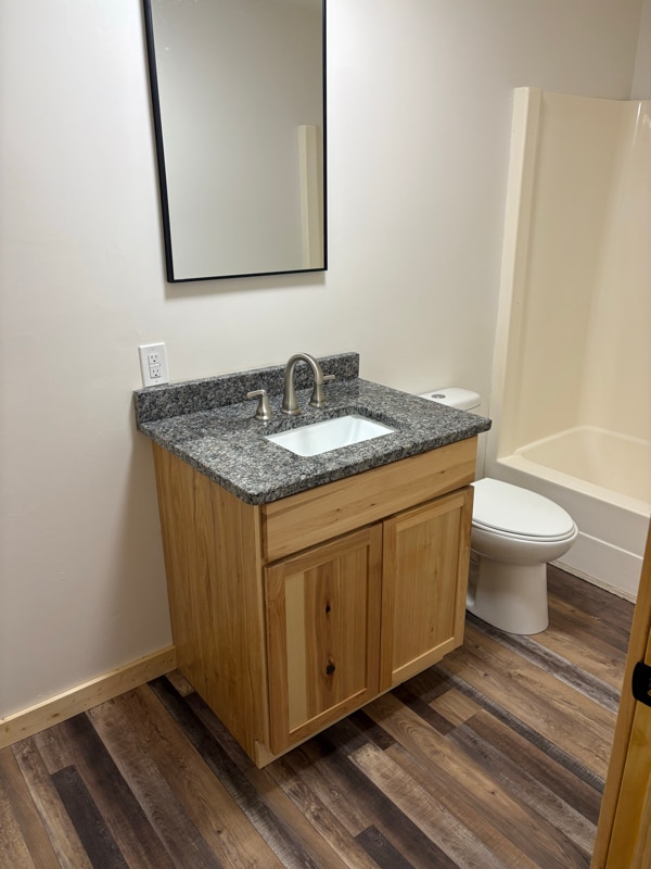 Photo - 405 Short St