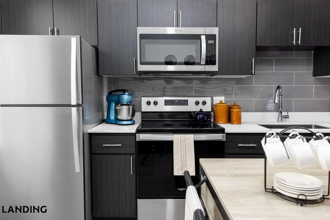 Building Photo - 10000 W Missouri Ave Unit 1601