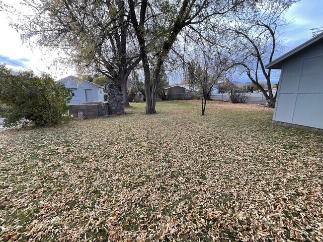 Photo - 170 S State St Unidad A