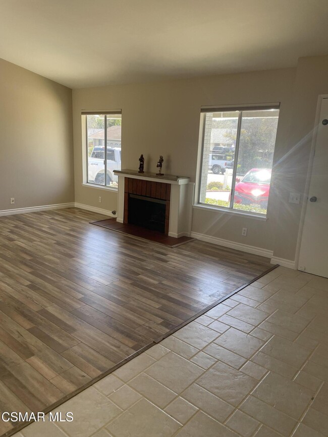 Photo - 659 Flaming Star Ave