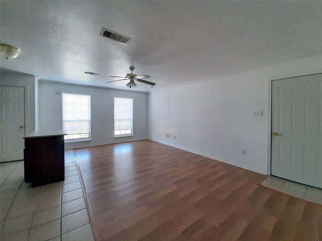 4542 Otterbury Dr Unidad C