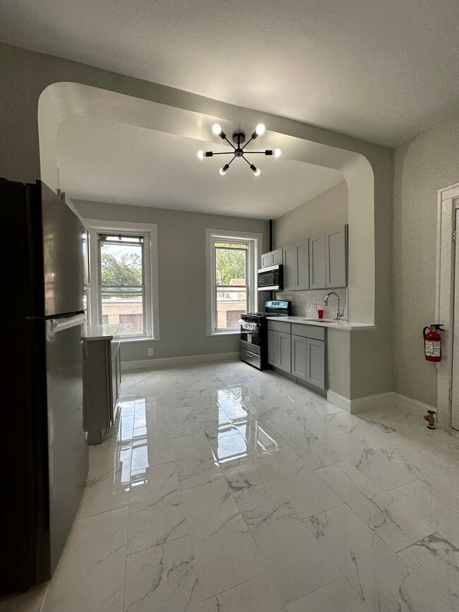 Photo - Grove St Apartments