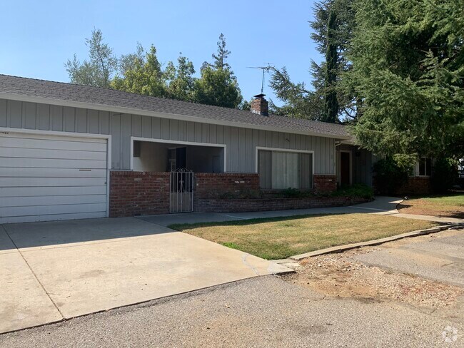 Building Photo - 1160 Portland Ave Rental