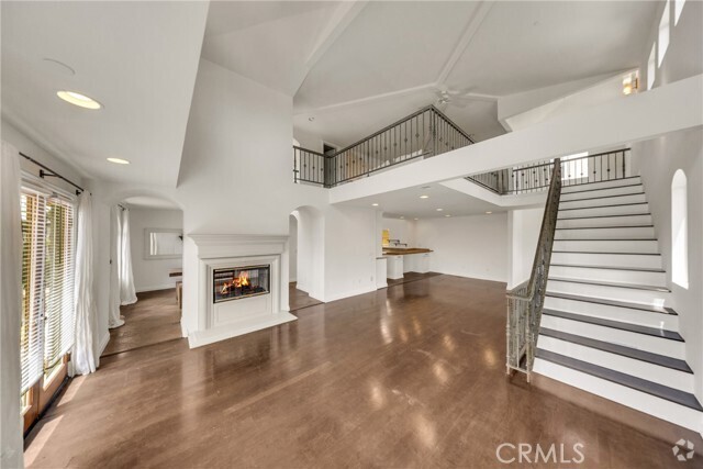 Building Photo - 611 9th St Unit 1 Rental
