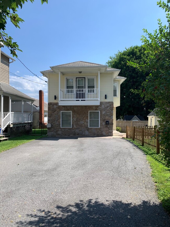 Photo - 316 E Belvidere St