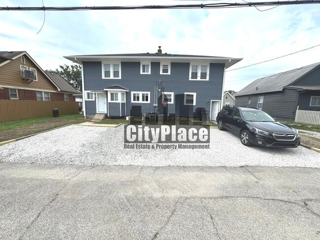 Photo - 752 Cottage Ave