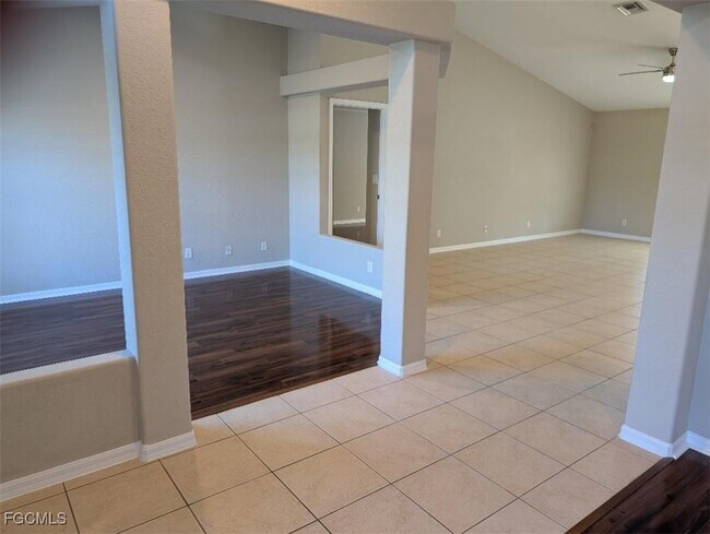 Photo - 1502 SW 43rd Ln