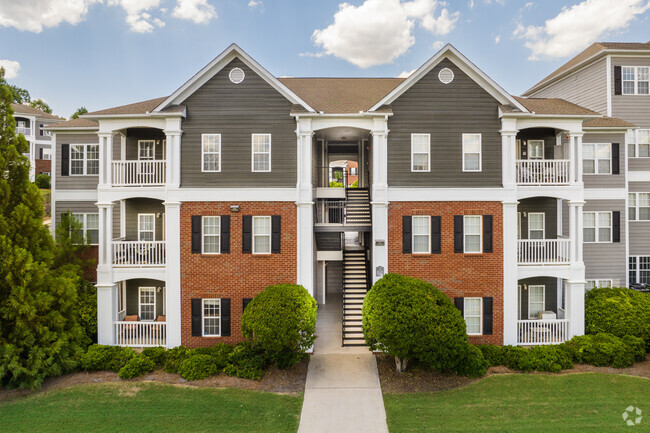 Building Photo - The Bluffs at Riverview Rental