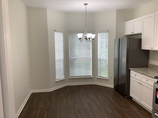 Photo - 3340 Zubin Ln