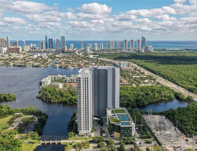 Building Photo - 16385 Biscayne Blvd Unit 2301