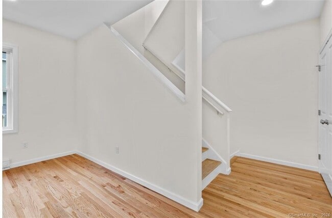 Photo - 455 Sherman Ave Unit 9