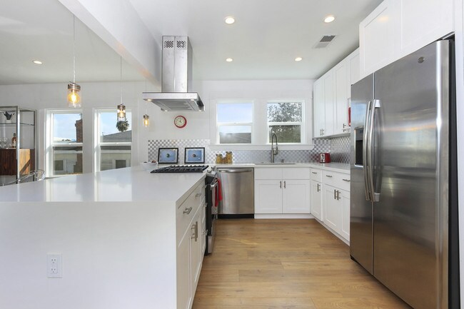 Photo - 1333 S Hudson Ave