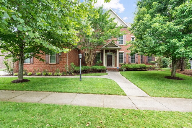 Photo - 1610 Twin Square Way House