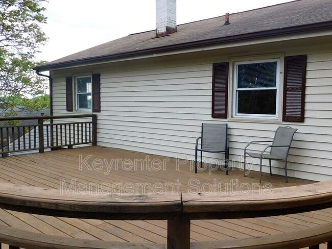 Photo - 1008 Perry St