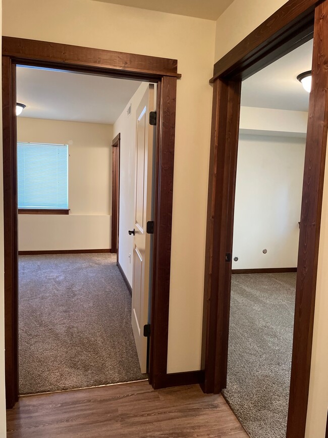 Photo - 3263 Catron St