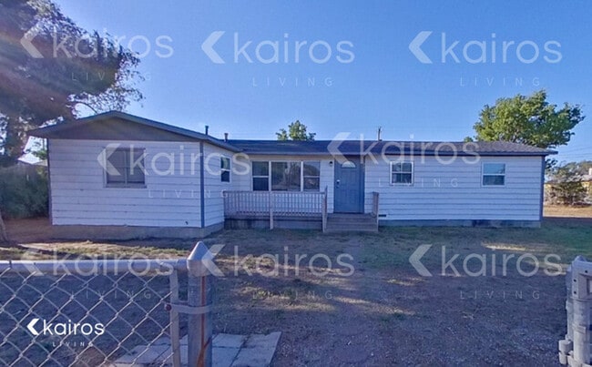 Building Photo - 208 4th Ave