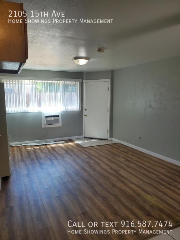 Building Photo - 2105 15th Ave Rental